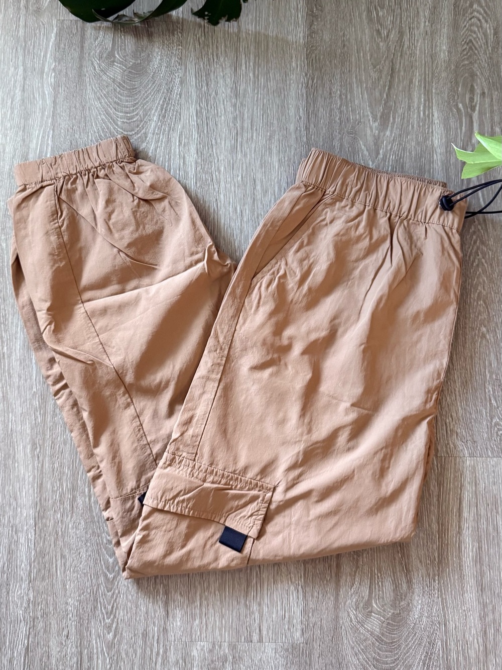 Indigo Rising Tan Utility Cargo Jogger Pants – Size M